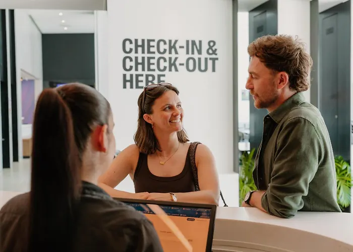 Yotel Porto